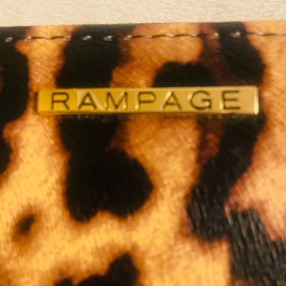 Rampage Leopard Print Wallet/Wristlet NWOT - Picture 4 of 14